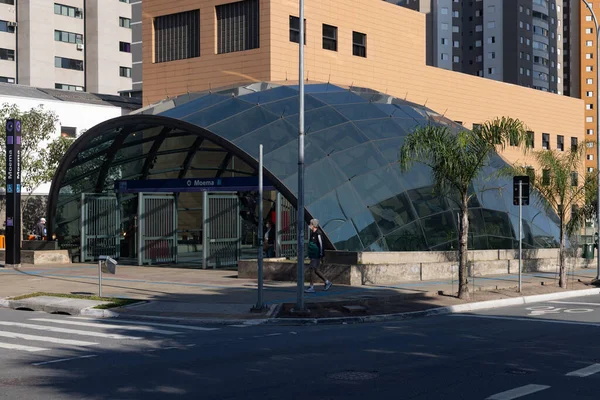 Außenansicht Der Metrostation Moema Sao Paulo Brasilien Bei Sonnigem Wetter — Stockfoto