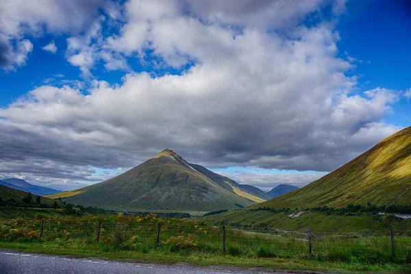 Une Vue Aérienne Belles Montagnes Écosse Royaume Uni — Photo