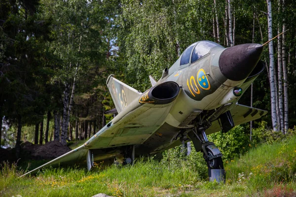 Πρώην Στρατιωτικό Αεροσκάφος Που Εκτίθεται Στο Mannaminne Σουηδία — Φωτογραφία Αρχείου