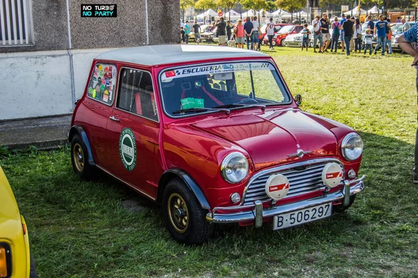 Classic Little Car Street Classic Mini — Stock Photo, Image