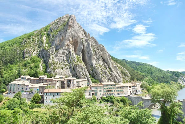 Une Vue Panoramique Citadelle Sisteron Sur Une Pente Une Montagne — Photo