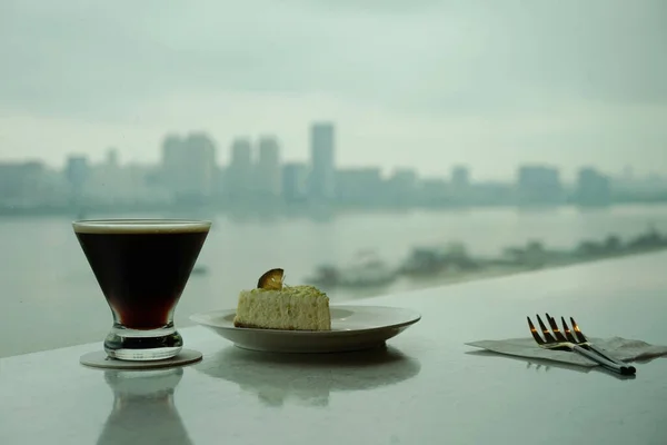 Selective Focus Shot Cup Coffee Dessert Blurred View Wuhan City — Stock Photo, Image