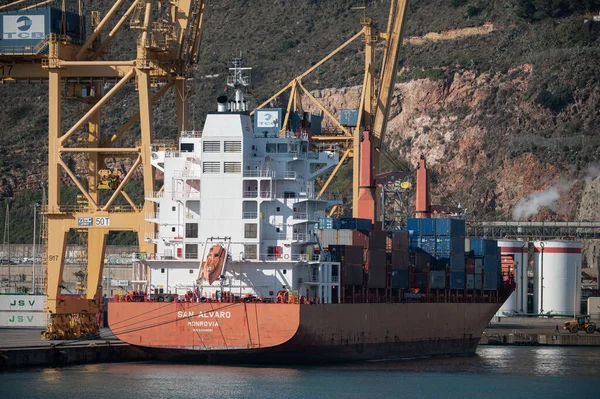 Área Industrial Porto Barcelona Navio Carga San Álvaro Monróvia Guindastes — Fotografia de Stock