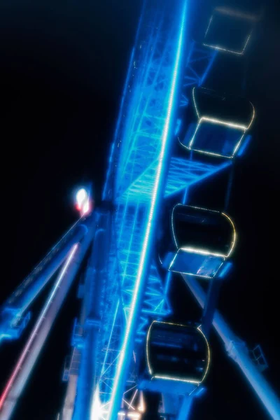 Low Angle Shot Ferris Wheel Glowing Blue Lights Dark Night — Stock Photo, Image