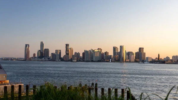Die Skyline Von Jersey City Bei Sonnenuntergang — Stockfoto