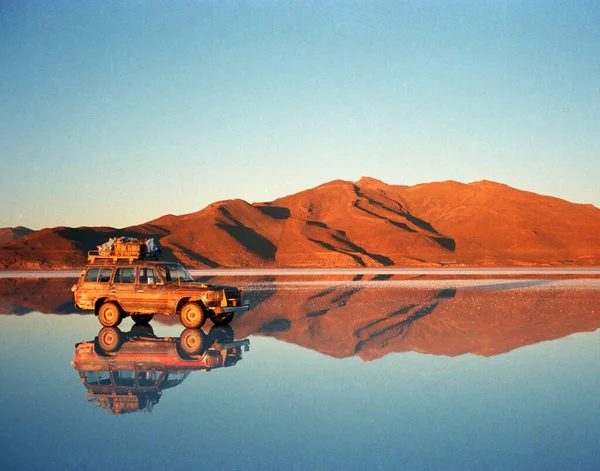Toyota Salar Uyuni Bolívia — Fotografia de Stock