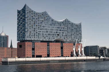 Almanya 'nın Hamburg bölgesindeki HafenCity' deki Elbe Filarmoni Salonu.