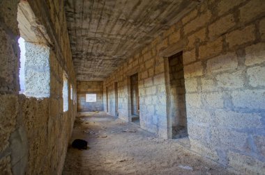 İspanya 'nın Tenerife Kanarya Adalarındaki Terk Edilmiş Askeri Üs Binaları