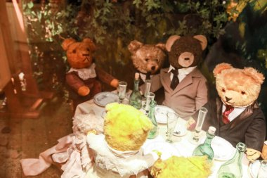 Skagen Oyuncak Ayı Müzesi çok çeşitli durumlarda