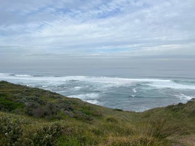 Sabah yürüyüşünden sonra Mornington Yarımadası Ulusal Parkı 'ndan Sabah Manzarası.