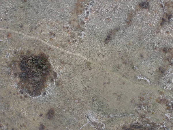 Büyük kuru bir alanın üst görüntüsü.