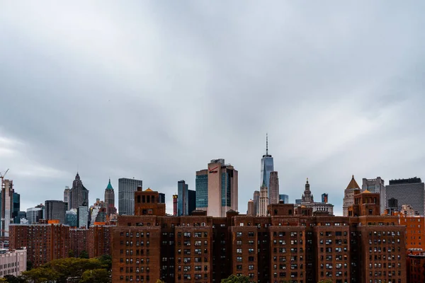 Bulutlu Bir Günde New York Şehrinin Sokaklarının Kuş Bakışı Görüntüsü — Stok fotoğraf
