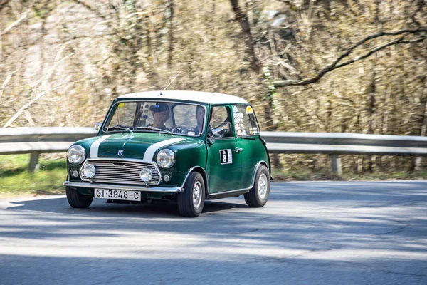 Samla Bilen Gatan Klassisk Mini — Stockfoto