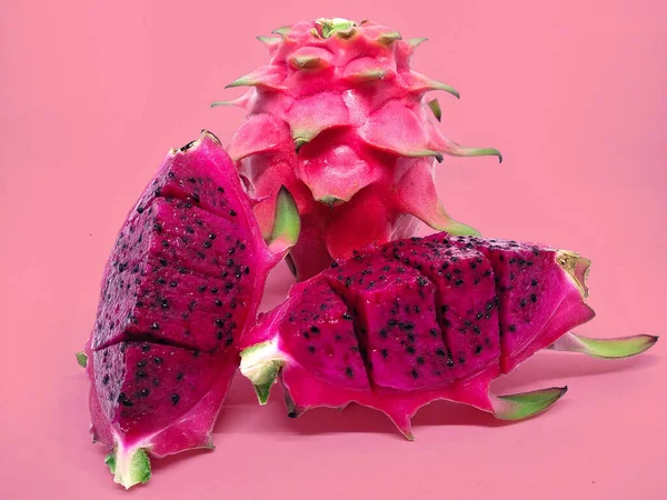 Closeup Shot Cut Whole Pity Fruits Pink Background — Stock Photo, Image