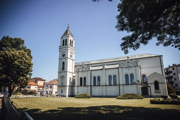 Bela Imagem Igreja Católica Romana Sagrado Coração Brcko Bósnia Herzegovina — Fotografia de Stock