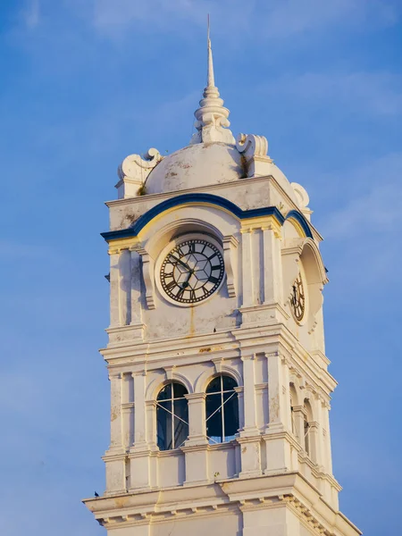 Vertical Shot Clock Tower Clear Blue Sky — Stock Photo, Image