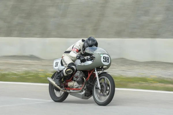 Moto Italienne Rapide Sur Piste Moto Guzzi Lemans — Photo