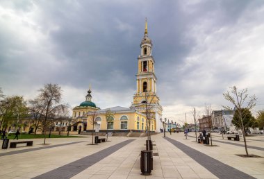 Çan kulesi olan Evangelist John Kilisesi, Kolomna şehri, Moskova Oblastı, Rusya