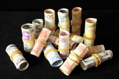 yönlendirmeli iş olled para siyah bir arka plan olarak