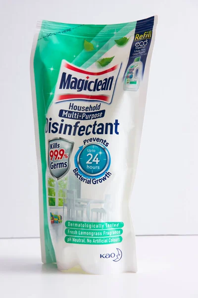 Magiclean Multi Purpose Disinfectant Refill Pack Isolated White Background — Stock Photo, Image