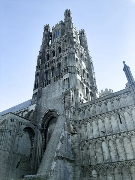 Vertical Low Angle Shot Ely Cathedral — Stock Photo, Image