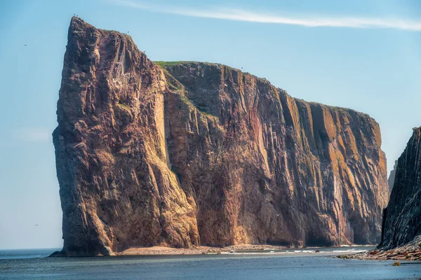 Hermoso Paisaje Famosa Roca Perce Una Mañana Soleada — Foto de Stock