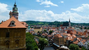 Çek Cumhuriyeti Prag 'daki modern binaların yüksek açılı görüntüsü
