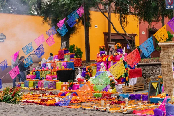 墨西哥纪念死难者日的精美装饰品 — 图库照片