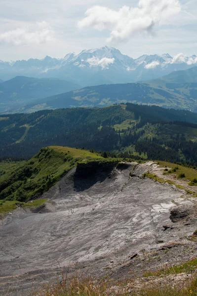 Eine Wunderschöne Berglandschaft Den Französischen Alpen — Stockfoto