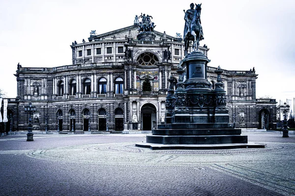 Szary Kadr Opery Semperoper Dresden Posąg Króla Johanna Dreźnie Niemcy — Zdjęcie stockowe