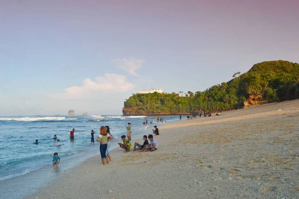 Beach Landscape Tourists Playing Beach Location Coast Goa China Malang — Stock Photo, Image