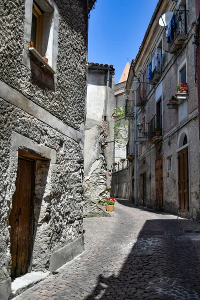 Eine Enge Straße Zwischen Den Alten Häusern Von Marsicovetere Einem — Stockfoto