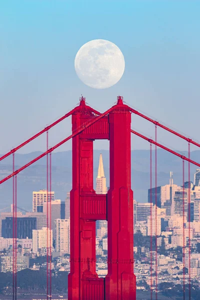 Una Vista Impresionante Luna Luz Sobre Puente Golden Gate San — Foto de Stock