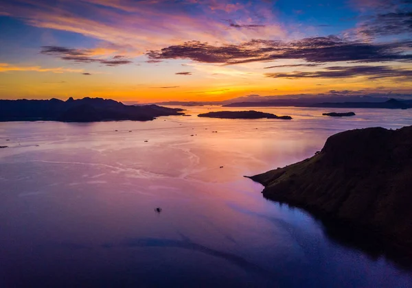 Una Vista Incantevole Sul Mare Contro Tramonto Scenografico — Foto Stock