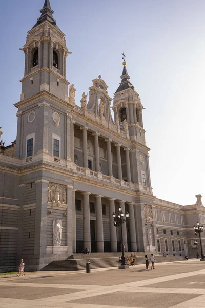 Almudena Cathedral Santa Maria Real Almudena Είναι Μια Καθολική Εκκλησία — Φωτογραφία Αρχείου