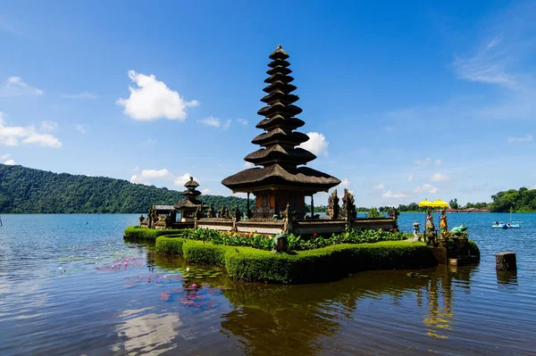 Pohled Hlavní Shivaite Vodní Chrám Ostrova Bali Indonésie — Stock fotografie