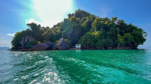 Una Vista Impresionante Desde Mar Exuberante Desierto Verde Langkawi Malasia —  Fotos de Stock