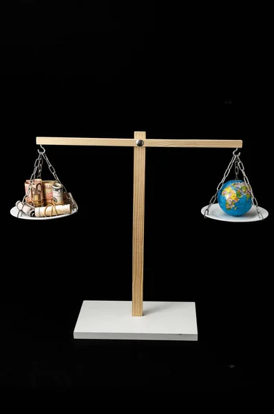 Globe Planet Earth Money Two Pan Balance — Stock Photo, Image