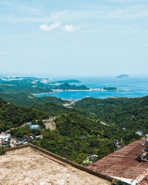 Jiufen 'den okyanusa bakan