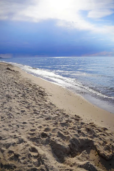 Een Verticaal Uitzicht Een Zandstrand Pobierowo Polen — Stockfoto