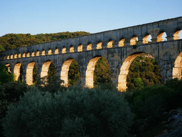 Piękne Zdjęcie Słynnego Pont Gard Akwedukt Zbudowany Wieku Południu Francji — Zdjęcie stockowe