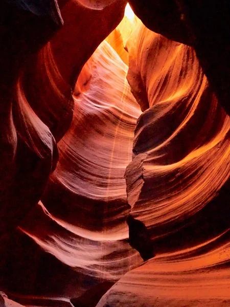 Beautiful Vertical View Walls Antelope Canyon Color Created Sunlight Hitting — Stock Photo, Image