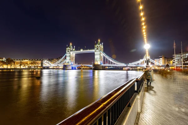 Lenyűgöző Kilátás Nyílik Tower Bridge Temzén Éjszaka — Stock Fotó