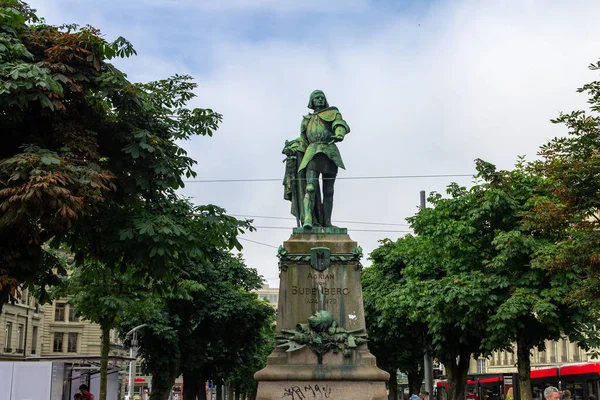 Adrian Von Bubenberg Copper Statue Monument Bern Switzerland — Stock Photo, Image