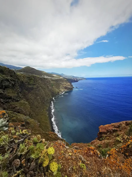 Вертикальный Снимок Пляжа Ногалес Острове Пальма Канарские Острова Испания — стоковое фото