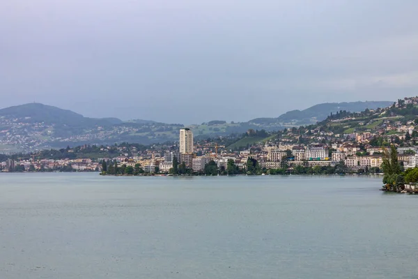Krajina Ženevského Jezera Obklopená Městem Kopci Mlhavého Dne Evropě — Stock fotografie
