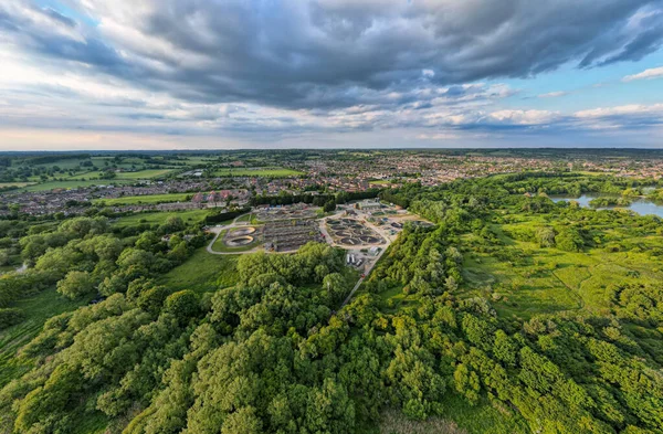 Flygfoto Över Thatcham Avloppsreningsverk Med Discovery Center Och Sjöar Bakgrunden — Stockfoto