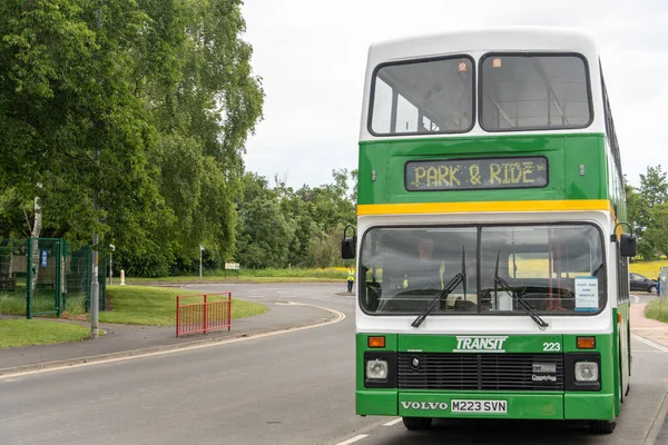 Зеленый Старый Автобус Volvo Olympian Время Ярмарки Морпета Нортумберленд Великобритания — стоковое фото