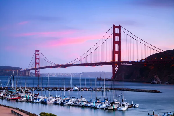 Golden Gate Köprüsü Nün San Francisco California Daki Nehrin Üzerinde — Stok fotoğraf