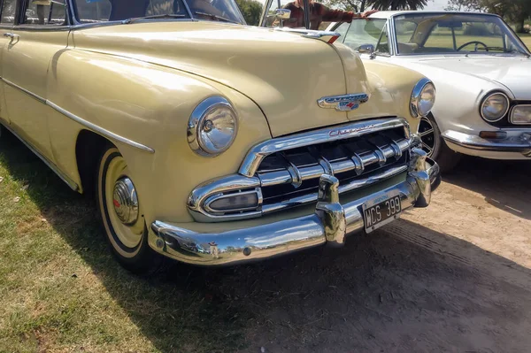 Nose Grill Old Cream Chevrolet Chevy Deluxe Four Door Sedan — Stock Photo, Image